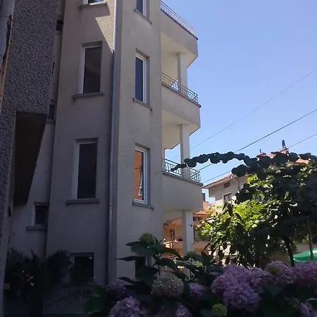 بيت ضيافة Krasi تشيرنوموريتس