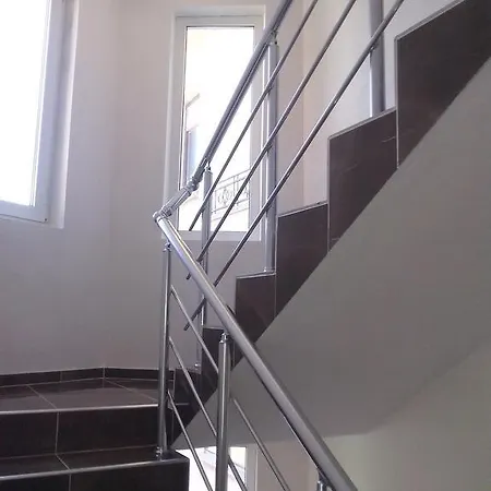 Krasi تشيرنوموريتس