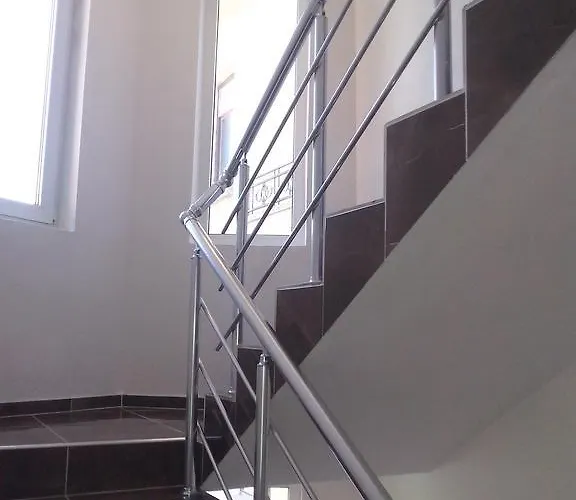 Krasi 切尔诺莫雷茨