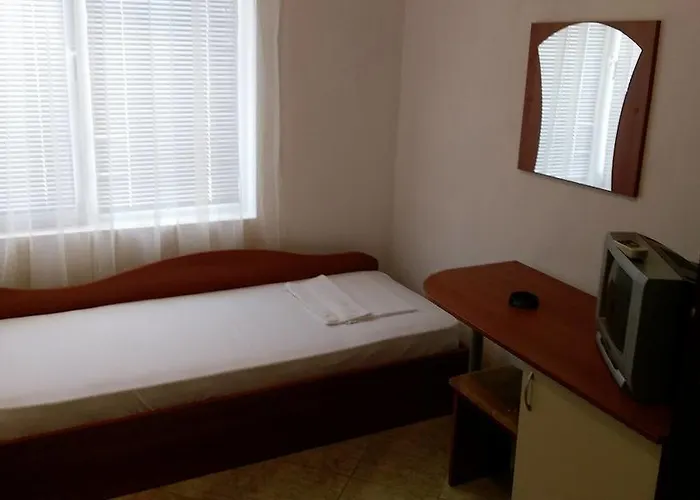 招待所 Krasi 切尔诺莫雷茨